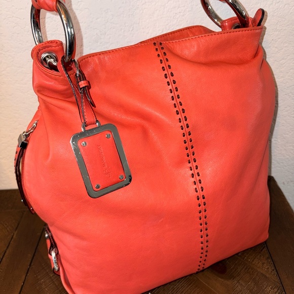 B. Makowsky Bold Orange Shoulder Bag - Picture 2 of 6